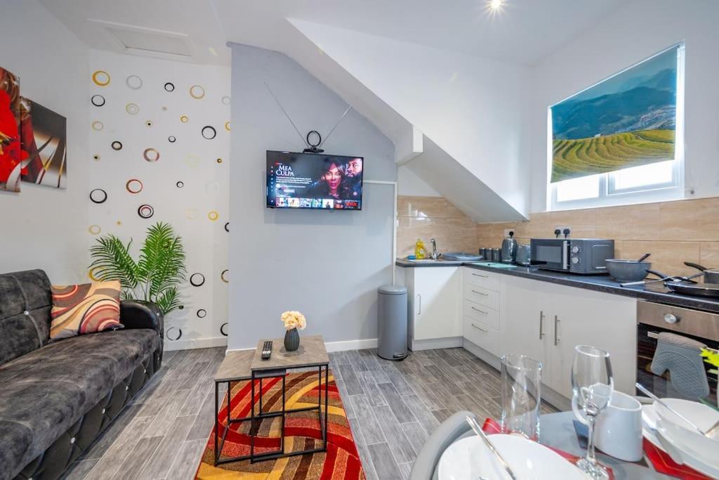 *Fl1K* For Your Most Relaxed & Cosy Stay + Free Parking + Free Fast Wifi Leeds  Esterno foto