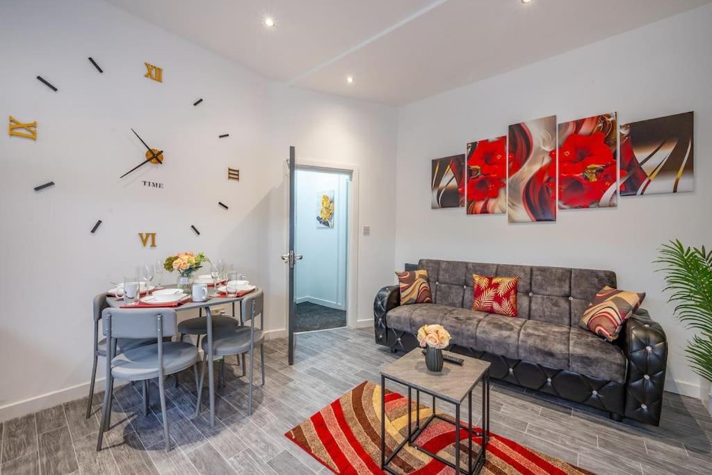 *Fl1K* For Your Most Relaxed & Cosy Stay + Free Parking + Free Fast Wifi Leeds  Esterno foto